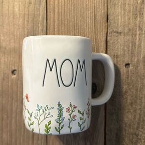 Rae Dunn MOM Mug With Flowers